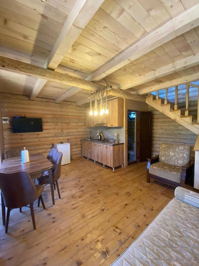 Guest House On Angisa Batumi Luaran gambar