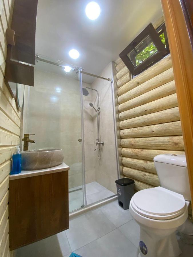 Guest House On Angisa Batumi Luaran gambar